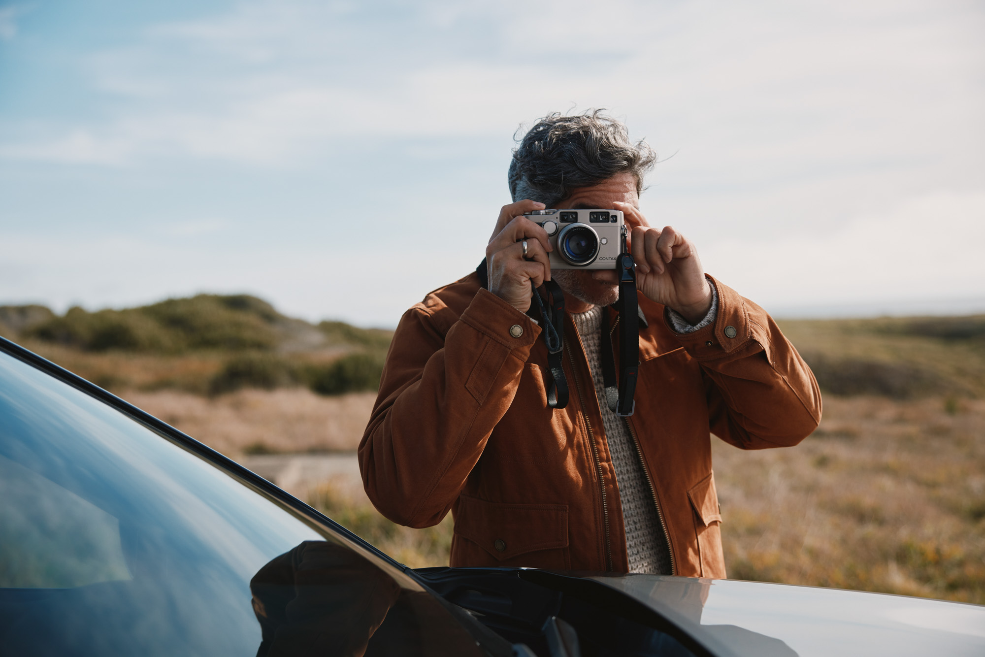 Los Angeles car photographer Caleb Kuhl photographs the toyota higlander in a lifestyle automotive campaign