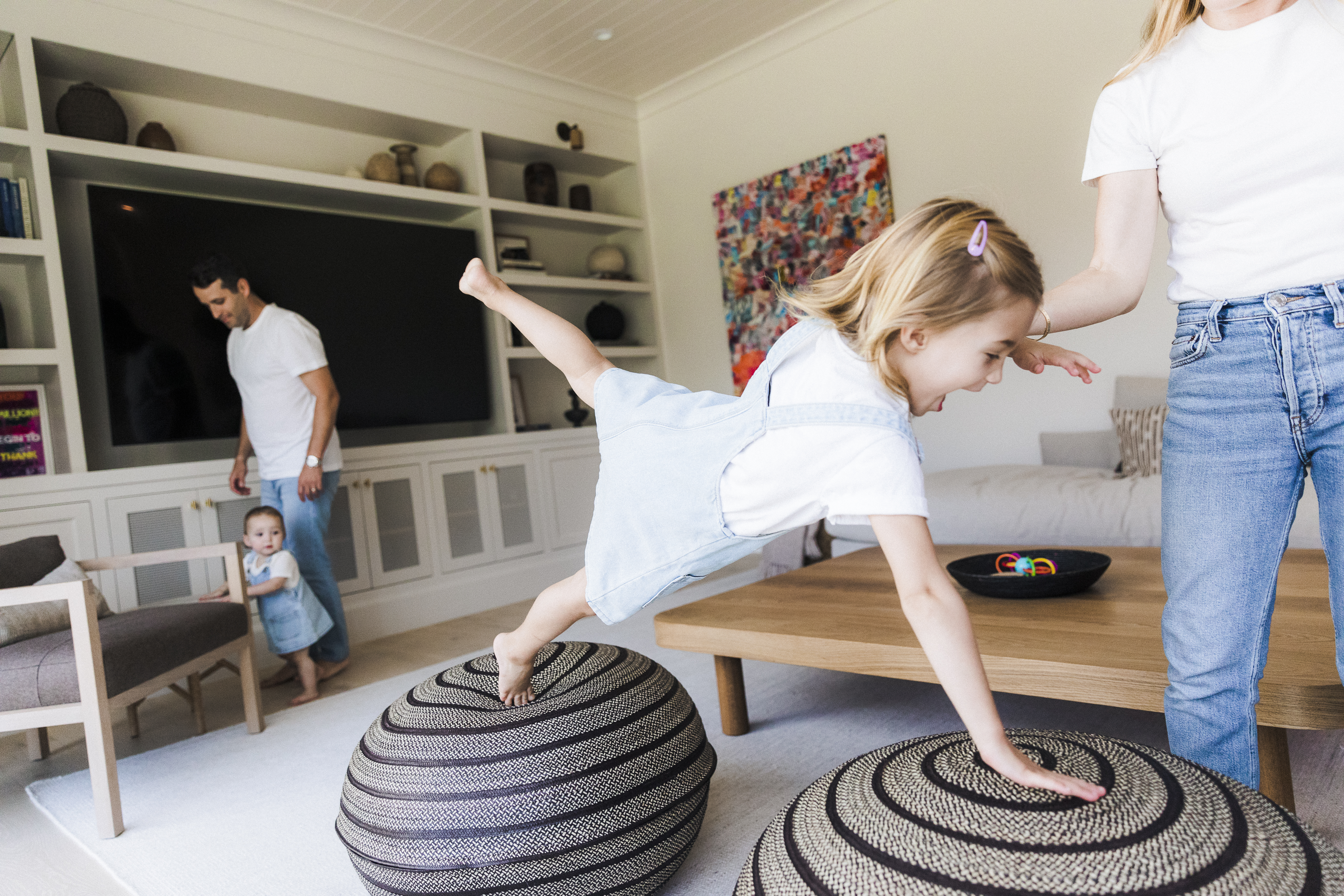 los angeles based lifestyle photographer alexa miller represented by sternrep with her photographs of children
