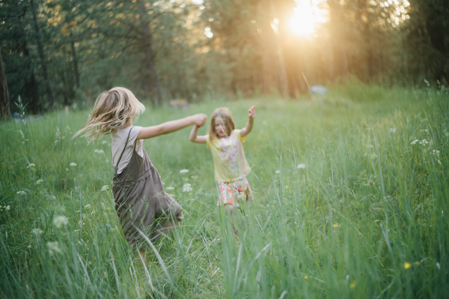 los angeles based lifestyle photographer alexa miller represented by sternrep with her photographs of children