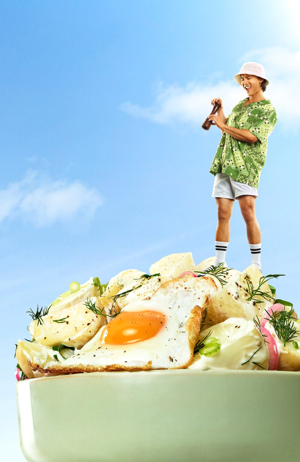 CGI artists and retouchers electric art create a creative campaign of fridge freestylers for praise dressings