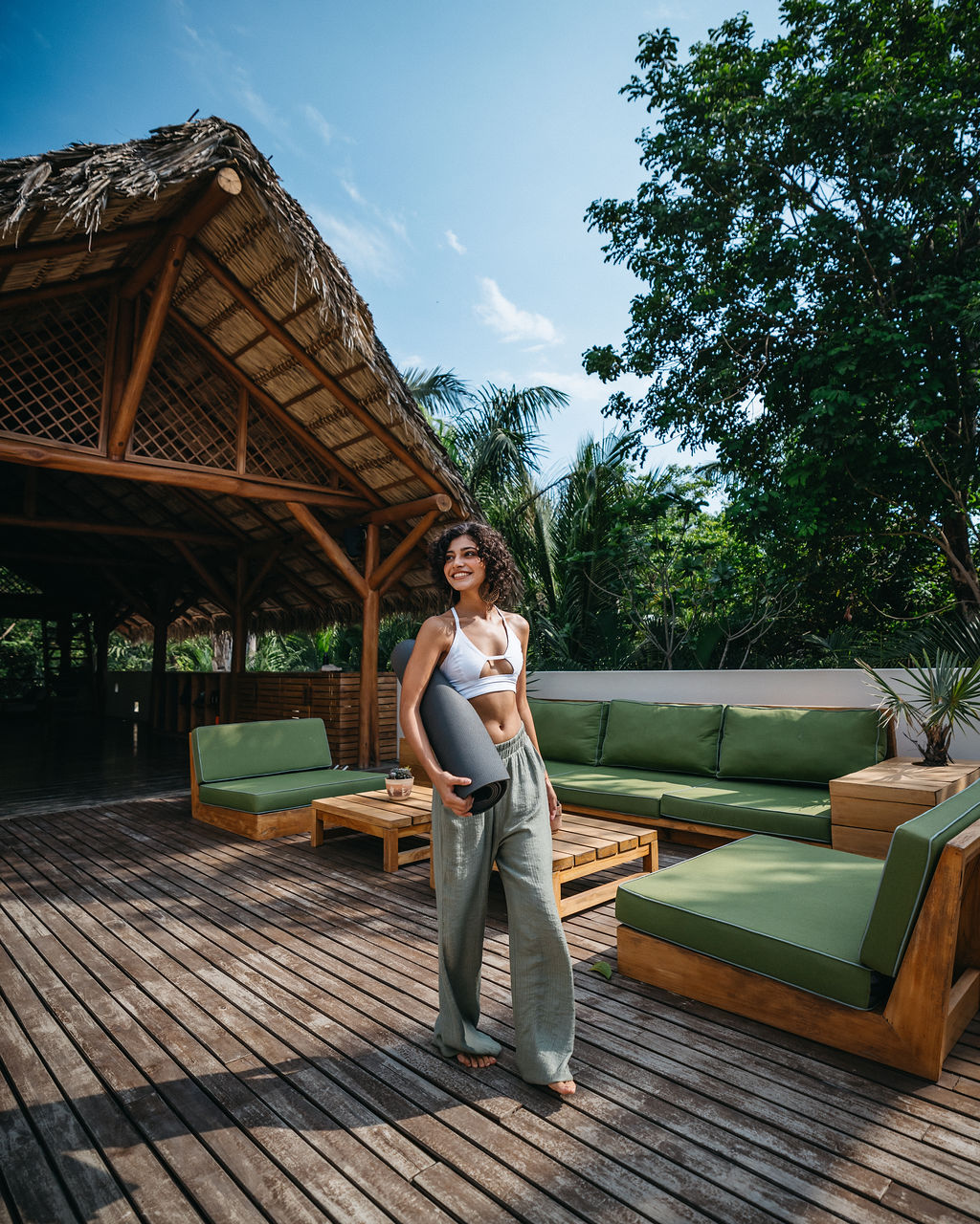costa rica lifestyle travel fashion shoot by los angeles photographer alexa miller